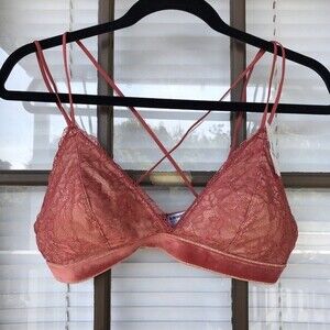 B.tempt’d Pink Lingerie No Wire Bra XLarge
